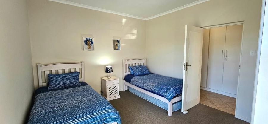 3 Bedroom Property for Sale in Franskraal Western Cape